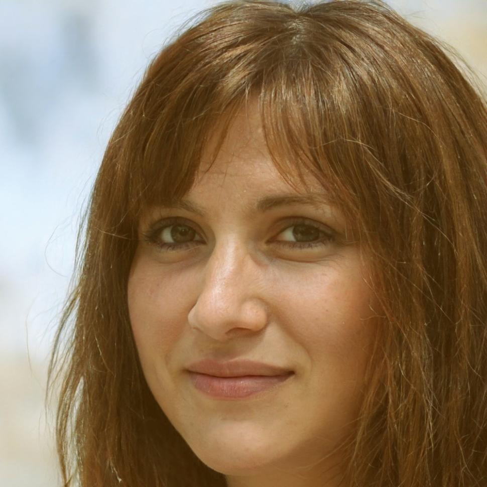 Saskia Theron discussing site architecture strategies